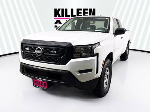 Used 2024 Nissan Frontier S w/ Technology Package image 3