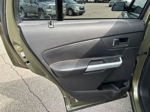 Used 2013 Ford Edge SEL FWD image 13