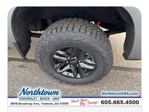 New 2026 Chevrolet Silverado 1500 Custom Trail Boss AWD/4WD image 9