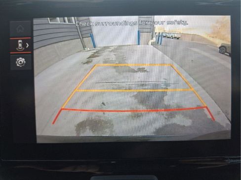 Used 2022 Kia Sorento LX image 28