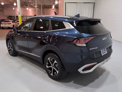 Certified 2023 Kia Sportage EX AWD/4WD image 6