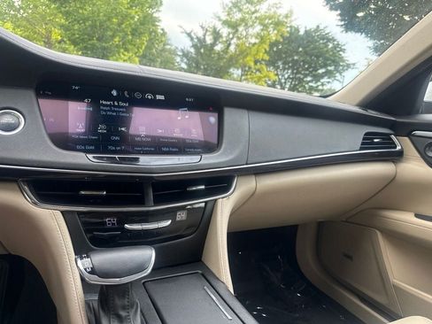 Used 2018 Cadillac CT6 2.0T RWD image 21