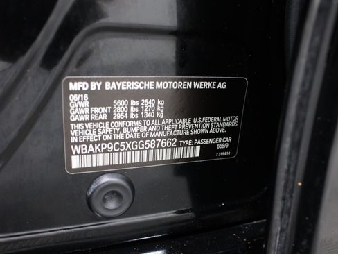 Used 2016 BMW 550i xDrive Sedan AWD/4WD image 39