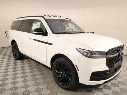New 2025 Lincoln Navigator Reserve w/ Jet Appearance Package