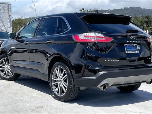 Certified 2024 Ford Edge Titanium w/ Equipment Group 301A image 4