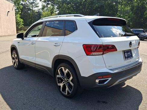 Certified 2023 Volkswagen Taos SEL AWD/4WD image 7