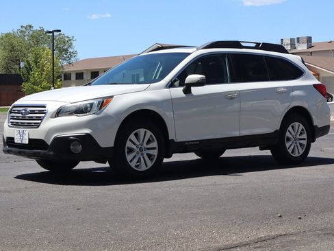 Used 2016 Subaru Outback 2.5i Premium AWD/4WD image 11