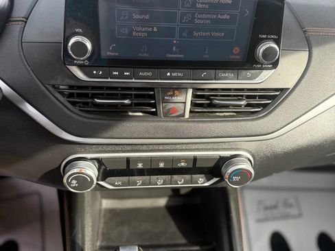 Used 2020 Nissan Altima 2.5 SR FWD image 7