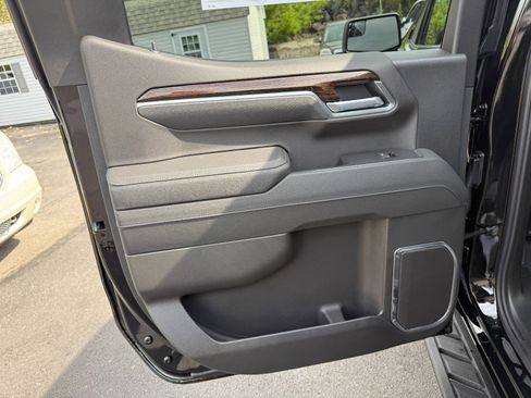 New 2026 GMC Sierra 1500 Elevation image 17