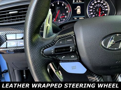 Used 2022 Hyundai Veloster N FWD image 10
