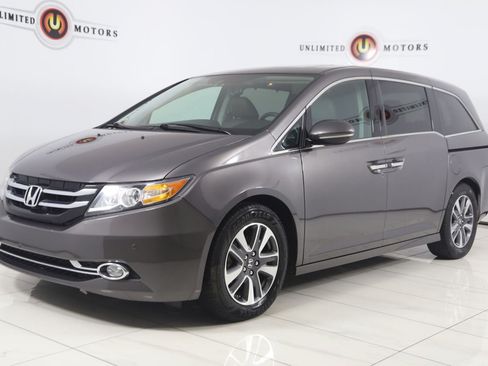Used 2016 Honda Odyssey Touring image 5