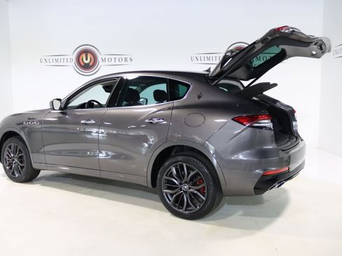 Used 2022 Maserati Levante Modena AWD/4WD image 34