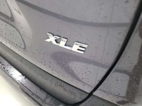Certified 2023 Toyota RAV4 XLE w/ Convenience Package FWD image 8