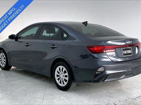Used 2023 Kia Forte LX image 16