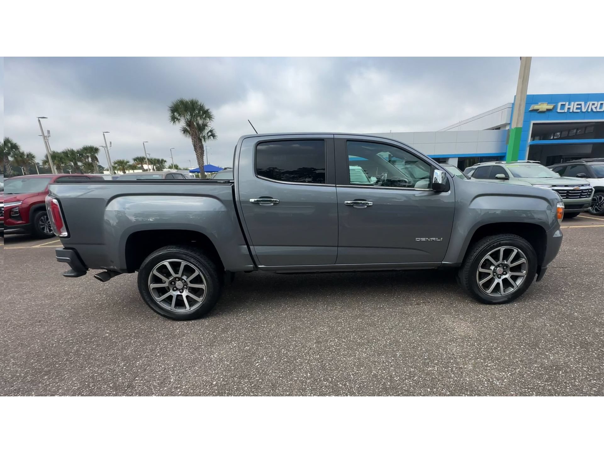 Used 2020 GMC Canyon Denali AWD/4WD image 9