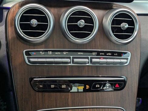 Used 2022 Mercedes-Benz GLC 300 GLC 300 image 20