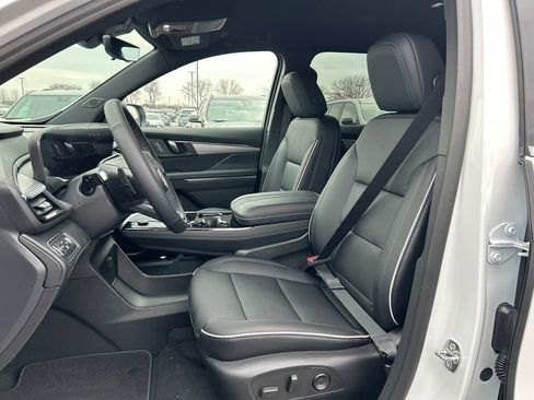New 2026 Buick Enclave Preferred w/ Power Package AWD/4WD image 17