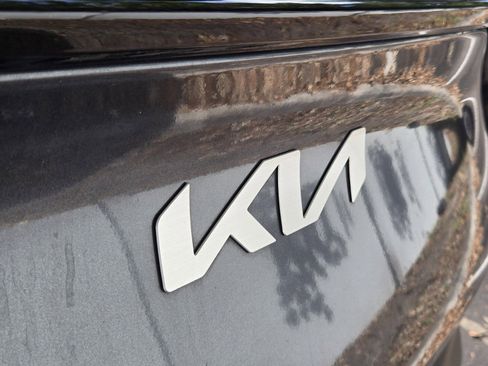 Used 2023 Kia Sportage EX FWD image 29