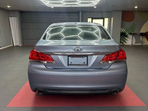 Used 2012 Toyota Avalon Limited image 5