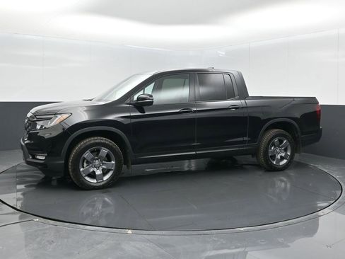 Certified 2025 Honda Ridgeline TrailSport image 10