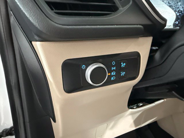 Used 2020 Ford Escape SE FWD image 20