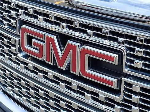 Used 2017 GMC Sierra 1500 Denali AWD/4WD image 28