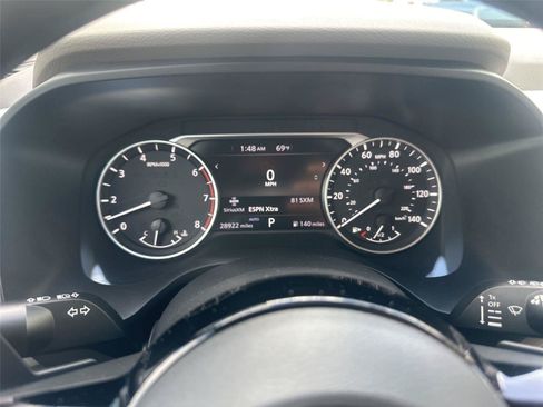 Used 2023 Nissan Rogue SV AWD/4WD image 20