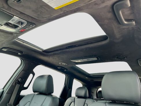 Used 2025 Kia Telluride SX Prestige X-Line image 29