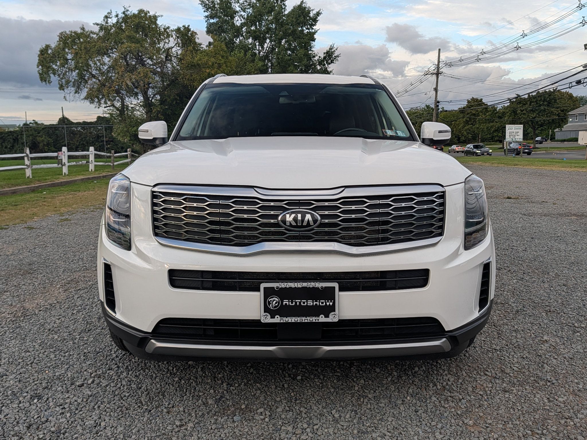 Used 2020 Kia Telluride EX AWD/4WD image 2