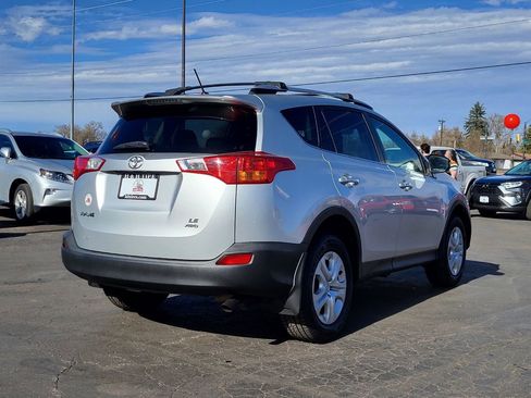 Used 2014 Toyota RAV4 LE image 9