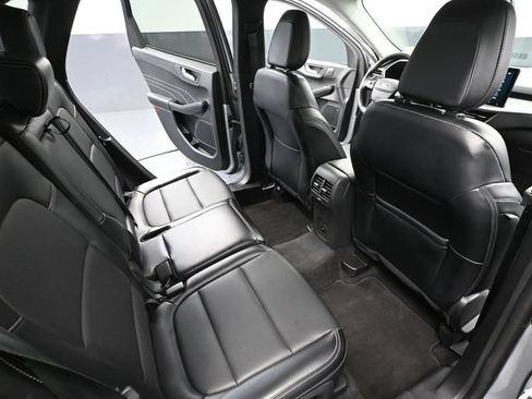 Used 2024 Ford Escape Platinum AWD/4WD image 42
