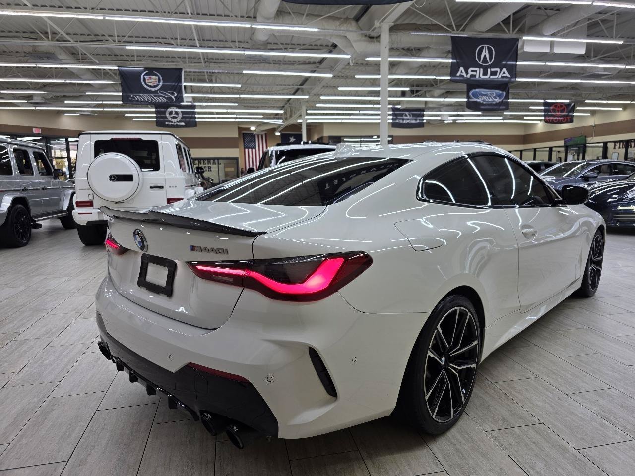 Used 2023 BMW M440i Coupe w/ Parking Assistance Package RWD image 6