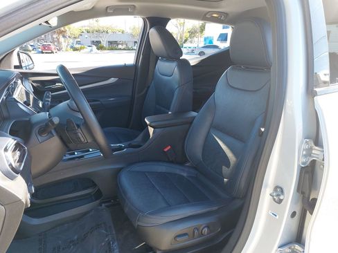 Used 2022 Chevrolet Bolt EUV Premier w/ Sun & Sound Package image 14