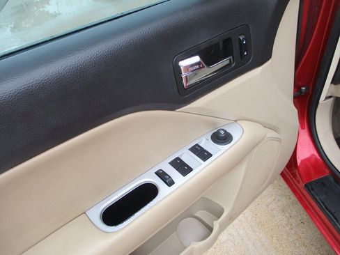 Used 2010 Mercury Milan Premier AWD/4WD image 27