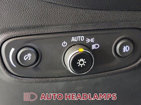 Used 2020 Chevrolet Equinox LT FWD image 25