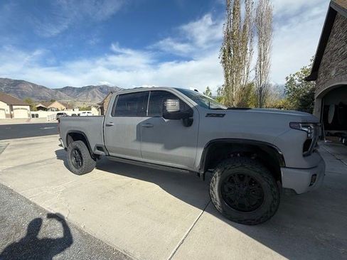 Used 2024 Chevrolet Silverado 3500 LTZ w/ LTZ Premium Package image 3