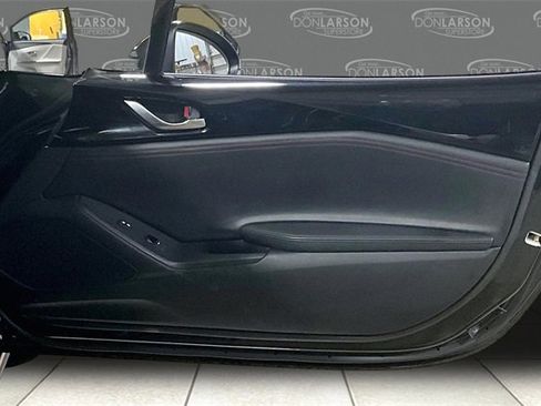 Used 2019 MAZDA MX-5 Miata Grand Touring w/ GT-S Package image 12