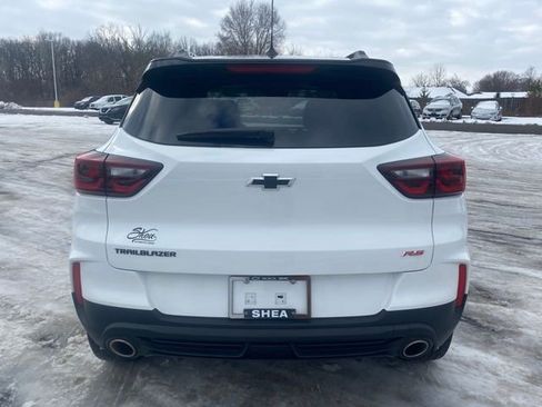 Certified 2024 Chevrolet TrailBlazer RS image 3