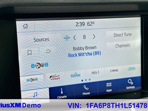 Used 2020 Ford Mustang Premium image 34