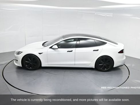 Used 2022 Tesla Model S image 61