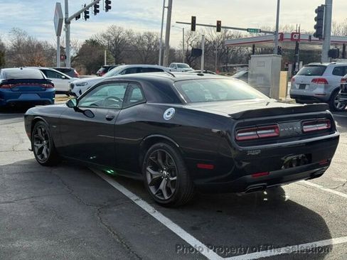 Used 2019 Dodge Challenger R/T w/ Driver Convenience Group image 10