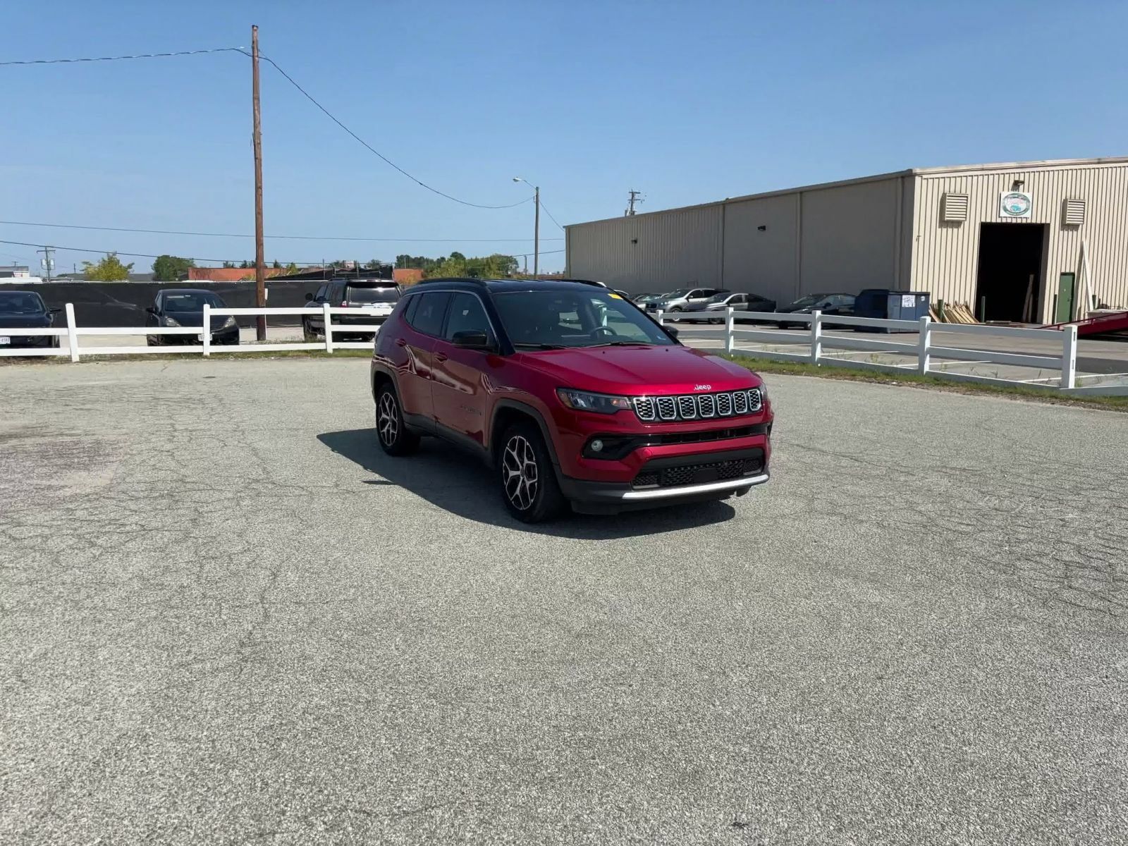 Used 2025 Jeep Compass Limited AWD/4WD image 3