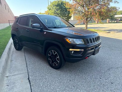 Used 2020 Jeep Compass Trailhawk AWD/4WD image 5