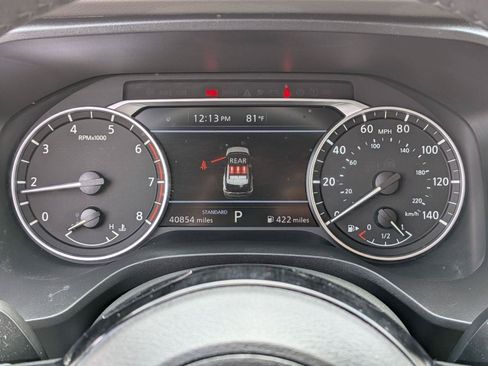 Used 2023 Nissan Rogue SL FWD image 11