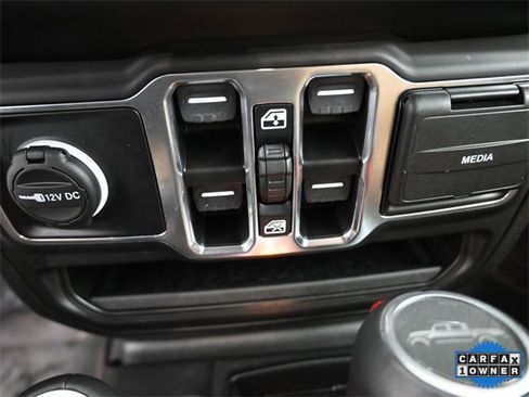 Used 2022 Jeep Gladiator Overland w/ Popular Equipment Package image 4