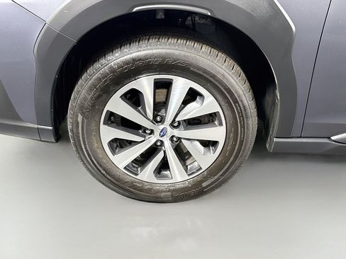 Used 2023 Subaru Outback Premium AWD/4WD image 38