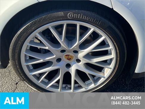 Used 2020 Porsche Panamera 4 w/ Premium Package Plus image 21
