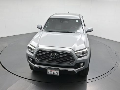 Used 2020 Toyota Tacoma TRD Off-Road w/ Technology Package AWD/4WD image 36