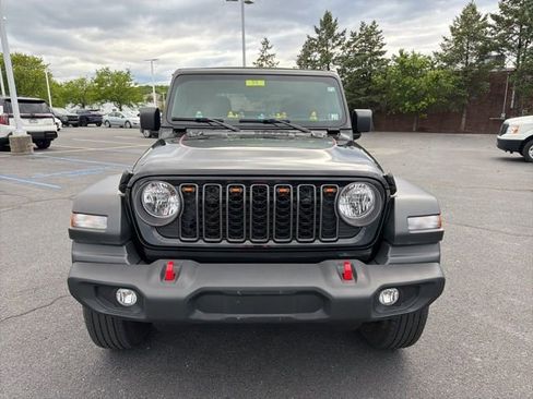Used 2024 Jeep Wrangler Sport AWD/4WD image 2
