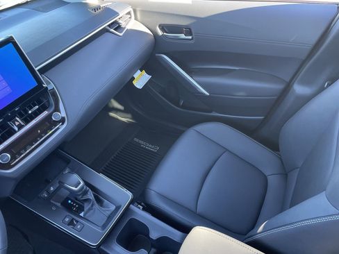 New 2026 Toyota Corolla Cross XLE image 20